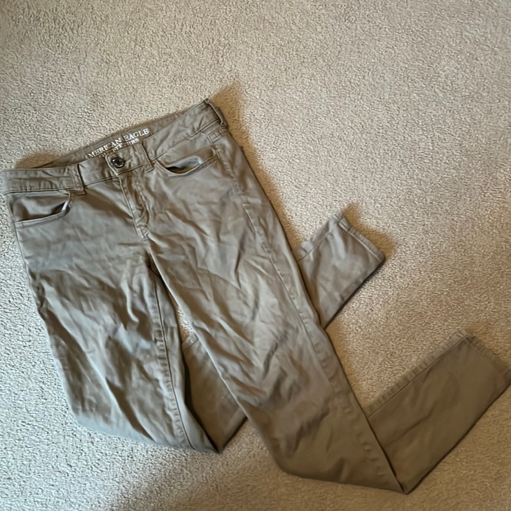 American Eagle Khaki Super Stretch Jeggings